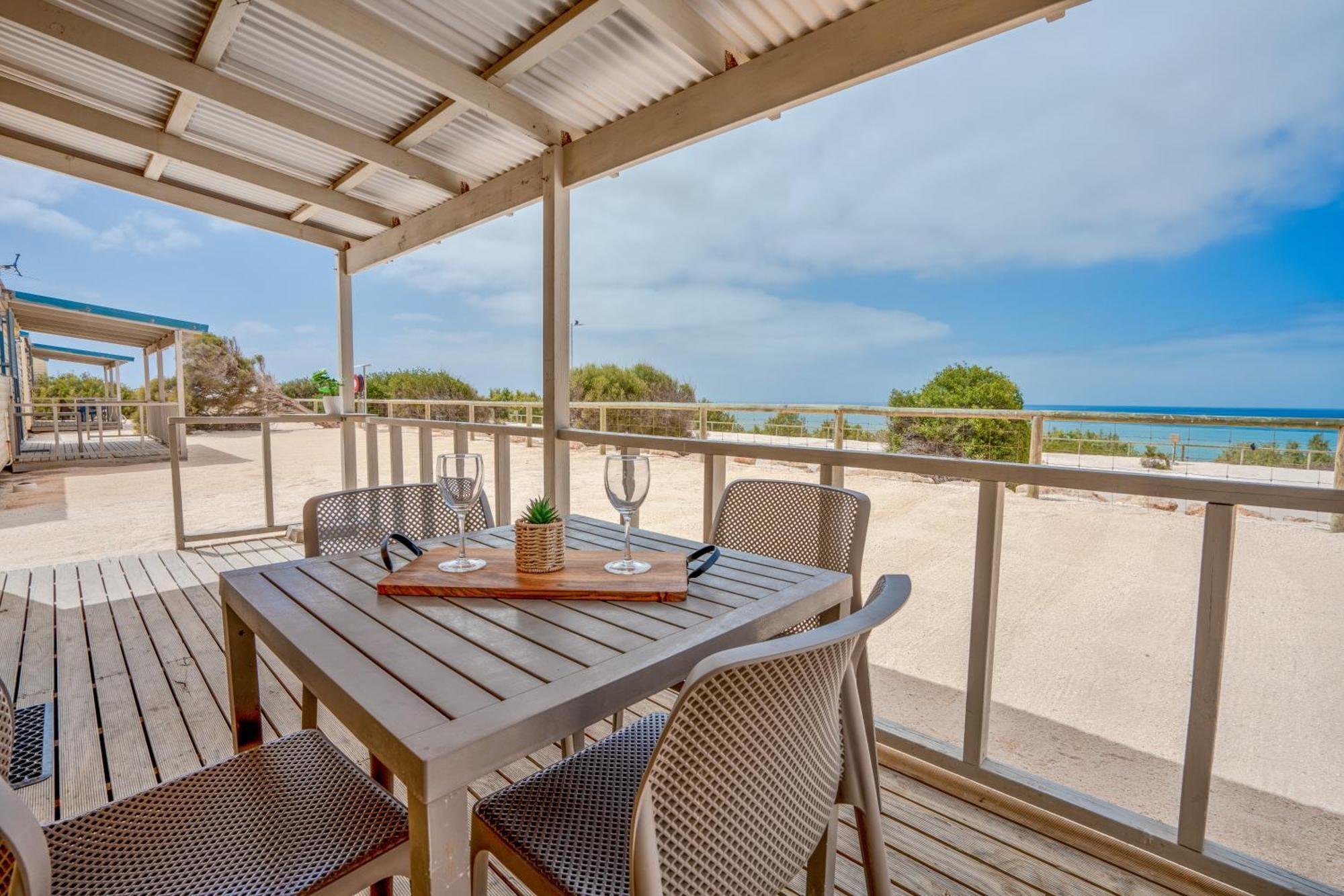 Tasman Holiday Parks - Denham Seaside Exterior photo